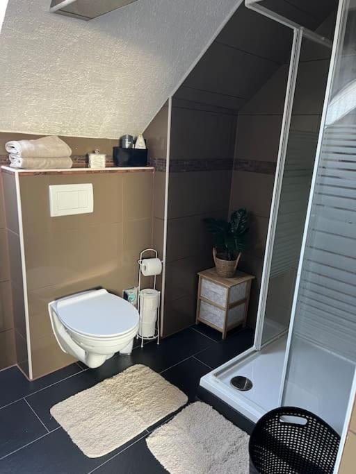 5Minuten Von Der City Entfernte Wohnung Mit Parkpl Bielefeld Buitenkant foto