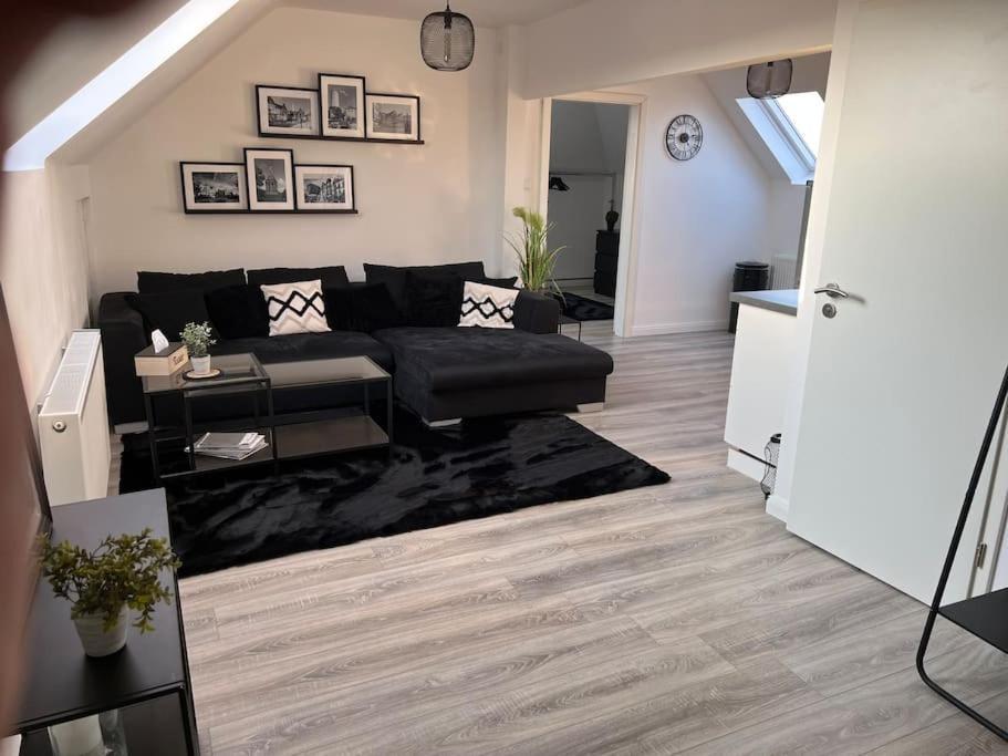 5Minuten Von Der City Entfernte Wohnung Mit Parkpl Bielefeld Buitenkant foto