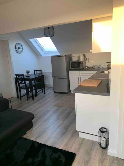 5Minuten Von Der City Entfernte Wohnung Mit Parkpl Bielefeld Buitenkant foto