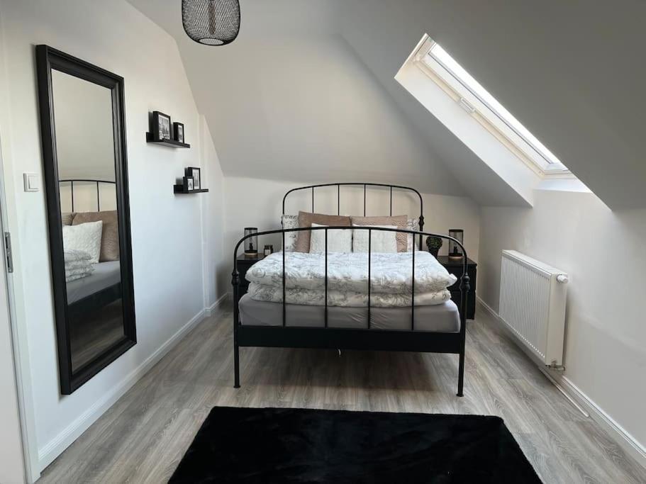 5Minuten Von Der City Entfernte Wohnung Mit Parkpl Bielefeld Buitenkant foto